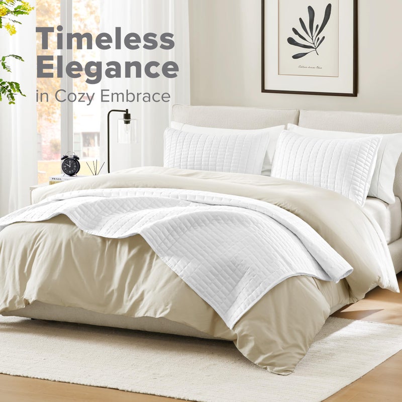 Comfort Spaces طقم لحاف كينا من كومفورت سبيس - تصميم خياطة مزدوجة، بطانية صيفية، خفيفة الوزن، ناعمة، طبقة سرير لجميع الفصول، وسادة مطابقة، بيضاء، غطاء كامل/ملكة (90"x90") 3 قطع - Image 2